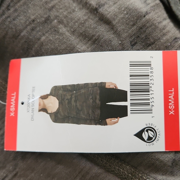 Social Standard by Sanctuary "Dylan Scoop Tee" Mother Earth Camo sz XS W-594 - Picture 7 of 8